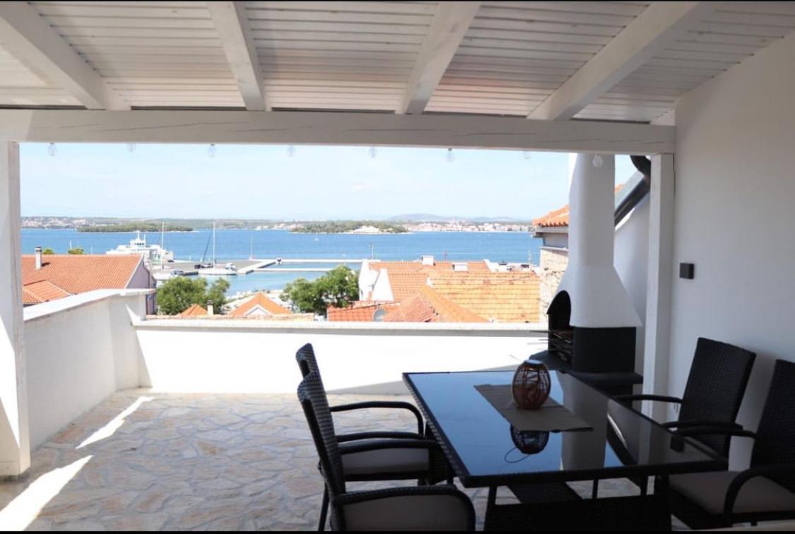 Apartment Adi Tkon